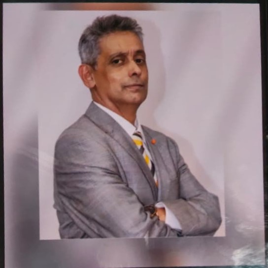 Dr. DR NIGEL P SYMSS