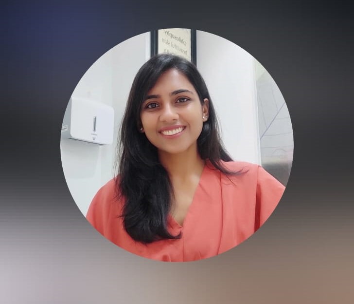 Dr. DR. KOMAL AGARWAL